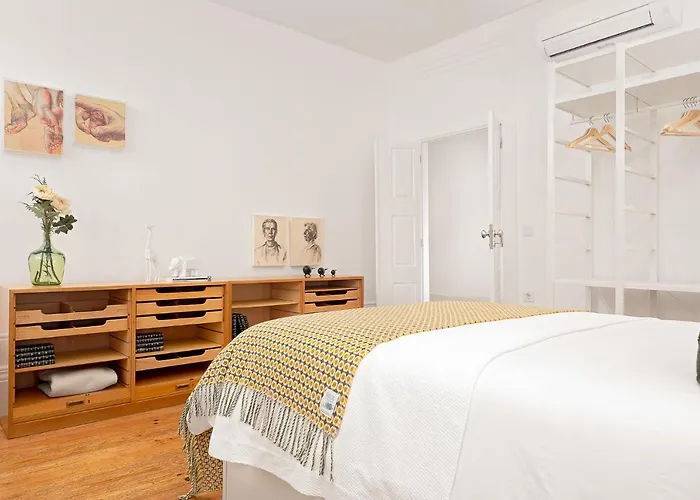 Host Wise - Oporto Classic Apartment